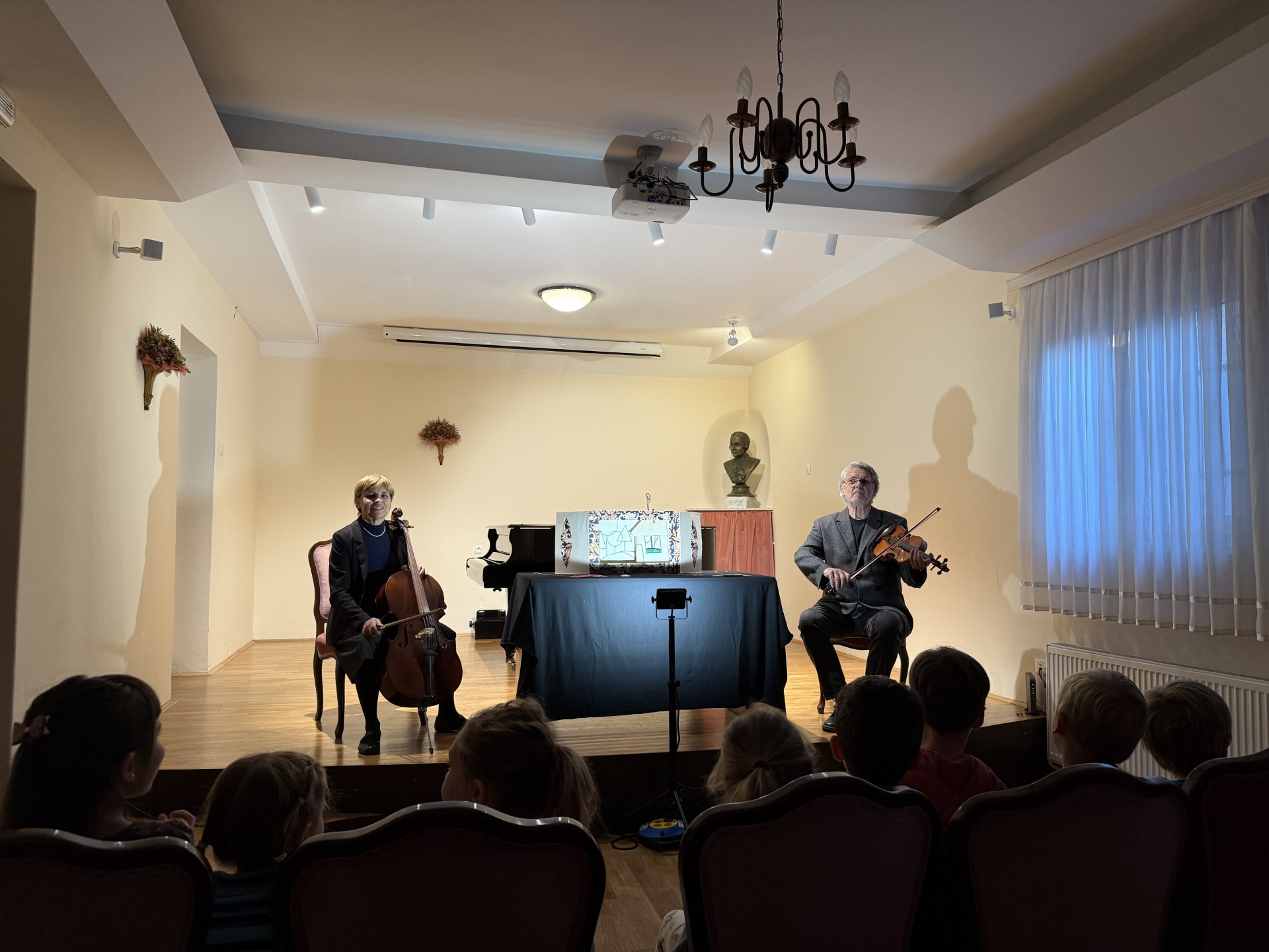 »Zverinice iz Rezije« – glasbena lutkovna predstava